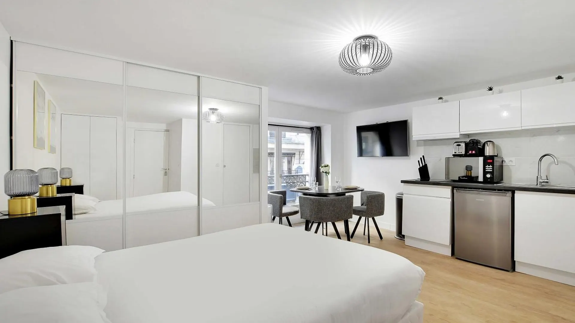 Cosy In The Heart Of Opera Apartment *
