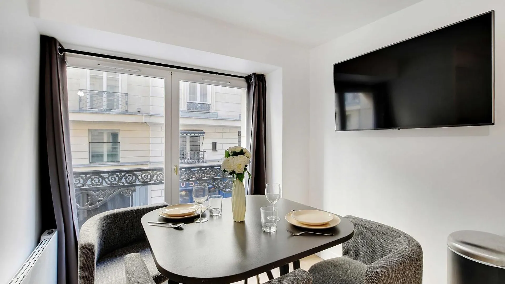 Cosy In The Heart Of Opera Apartment Paris
